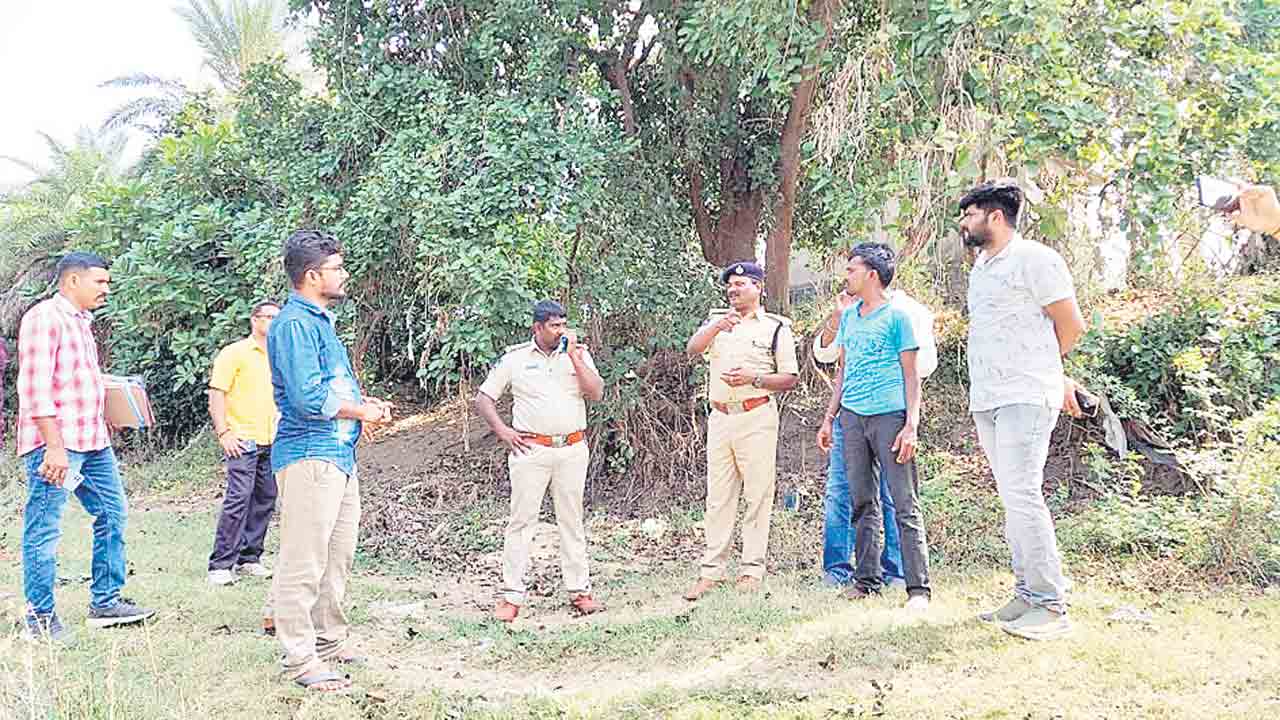 యువకుడి మృతిపై అన్ని కోణాల్లో దర్యాప్తు
