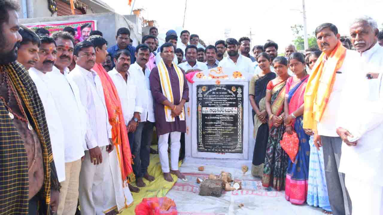 ఆధ్యాత్మిక భావనను పెంపొందించుకోవాలి