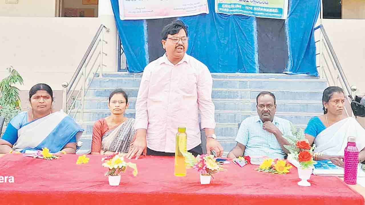 బాల్య వివాహాలతో అనర్థాలు