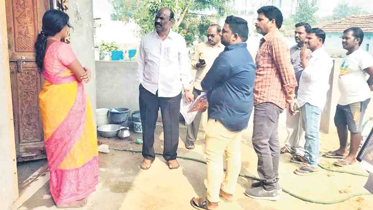 ఓటరుగా పేరు నమోదు చేసుకోవాలి
