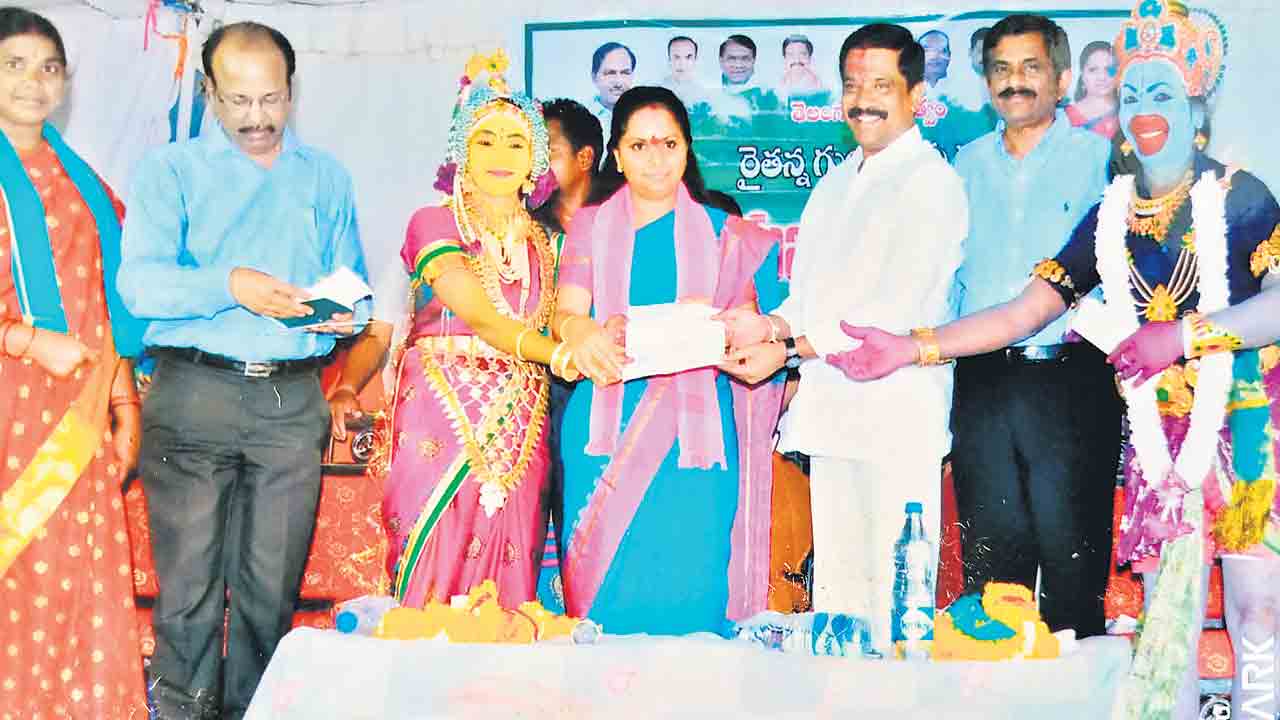 నాటి చిందులేవి!