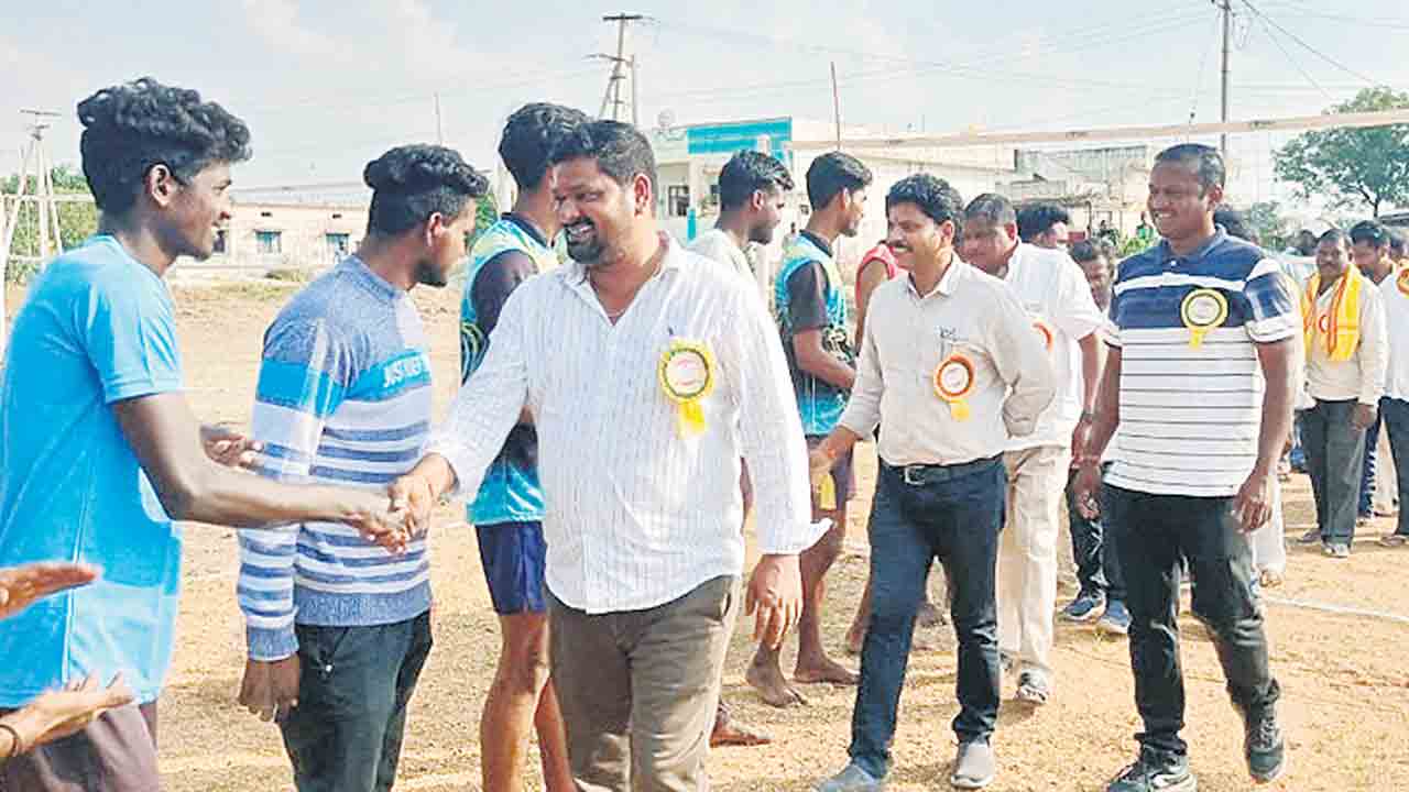 ‘క్రీడలతో క్రమశిక్షణ అలవడుతుంది’