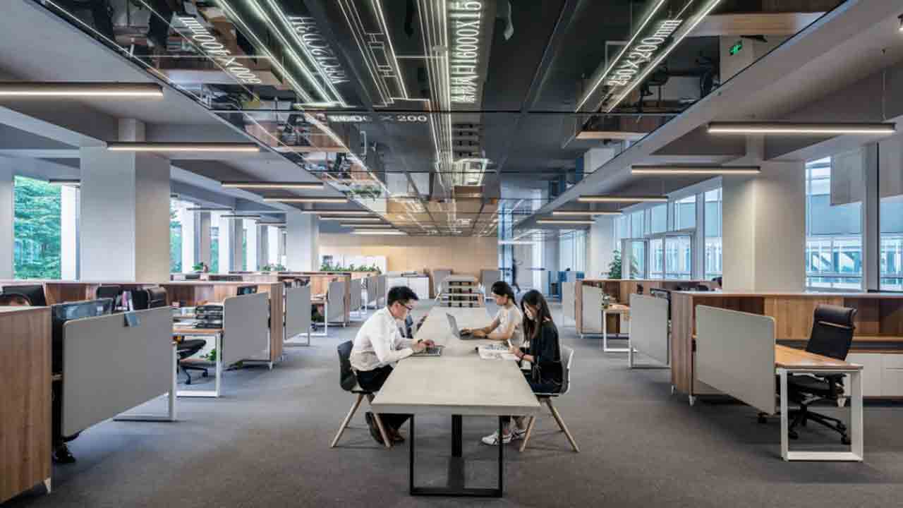 హైదరాబాద్‌ హాట్‌ కేక్‌.. ఈ ఏడాది ఆఫీస్‌ మార్కెట్‌లో పుంజుకున్న లీజులు