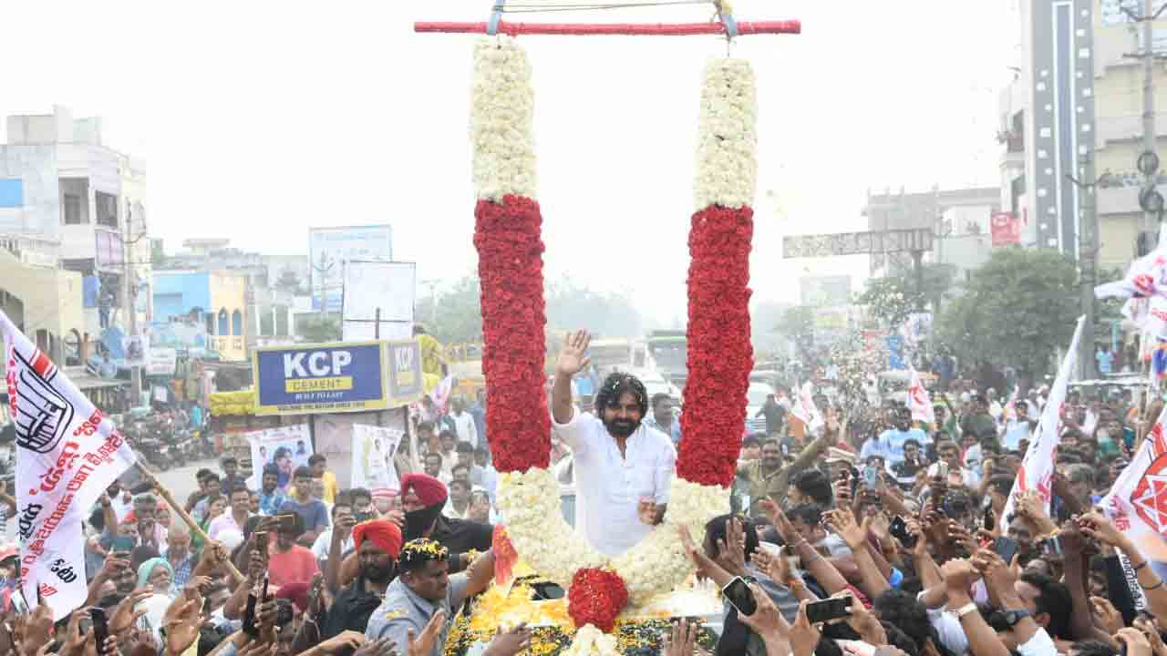 నా వారాహిని ఆపి చూడండి.. నేనేంటో చూపిస్తా : పవన్‌ కల్యాణ్‌