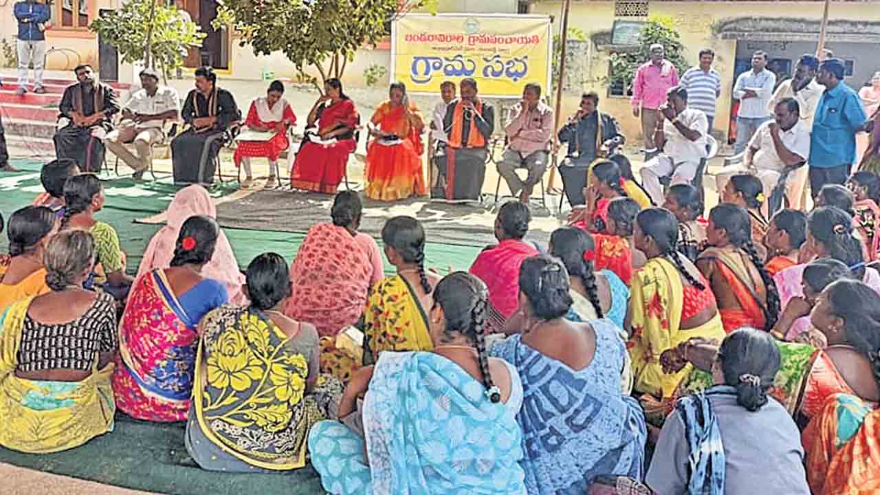 డబుల్‌ లబ్ధిదారుల ఎంపికపై అవగాహన