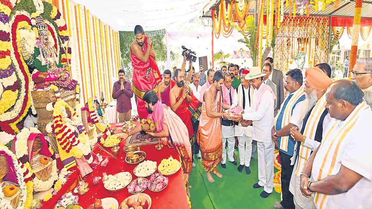 గుణాత్మక మార్పునకు.. భారత రాష్ట్ర సమితి