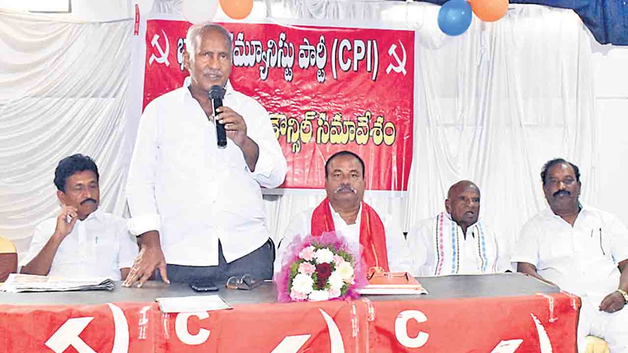 గవర్నర్‌ వ్యవస్థను రద్దు చేయాలి