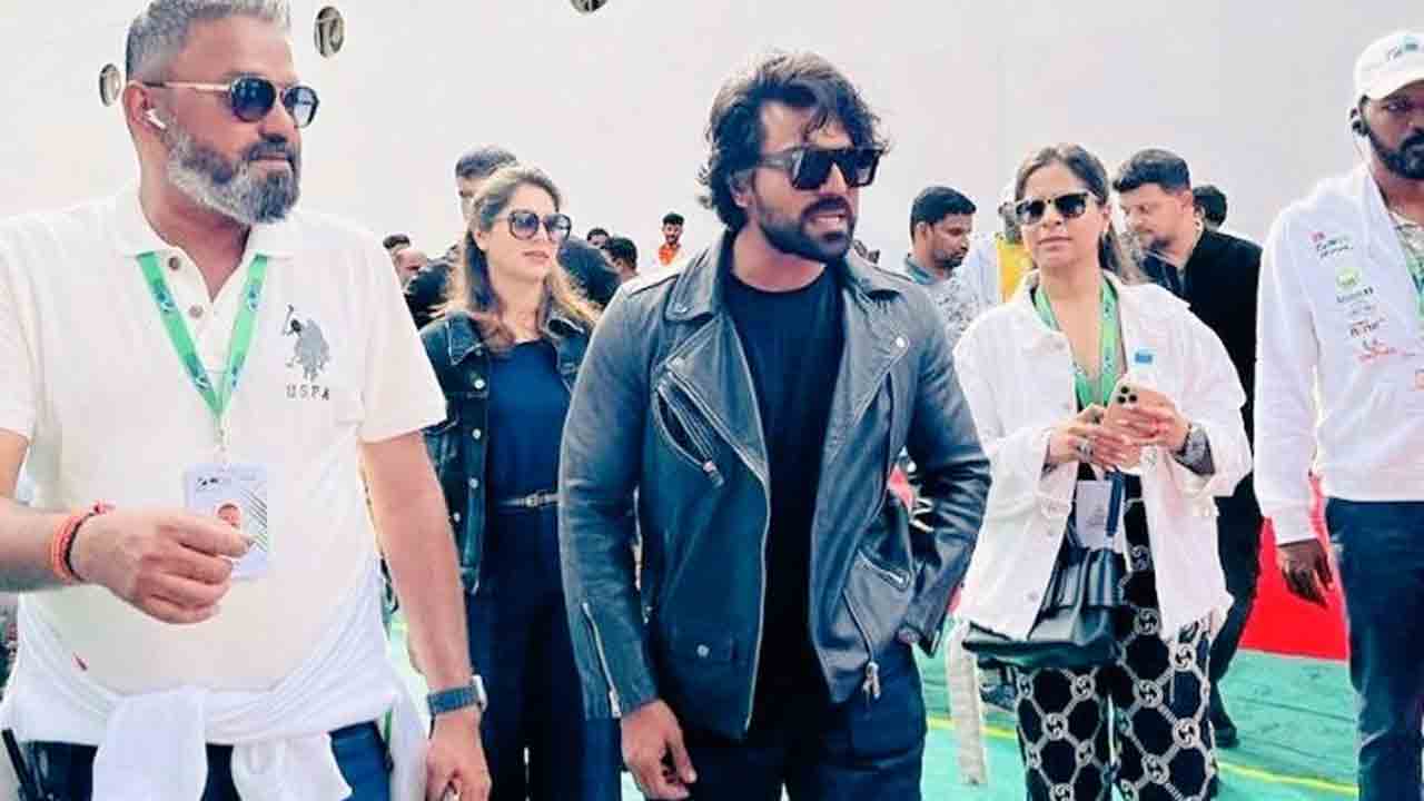 Ram Charan | FormulaE రేసులో రాంచరణ్‌, ఉపాసన.. ట్రెండింగ్‌లో స్టిల్స్