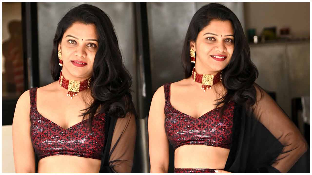 Ramya Raj | వీకెండ్ పార్టీ మూవీ ఆడియో ఫంక్షన్‌లో రమ్య రాజ్..