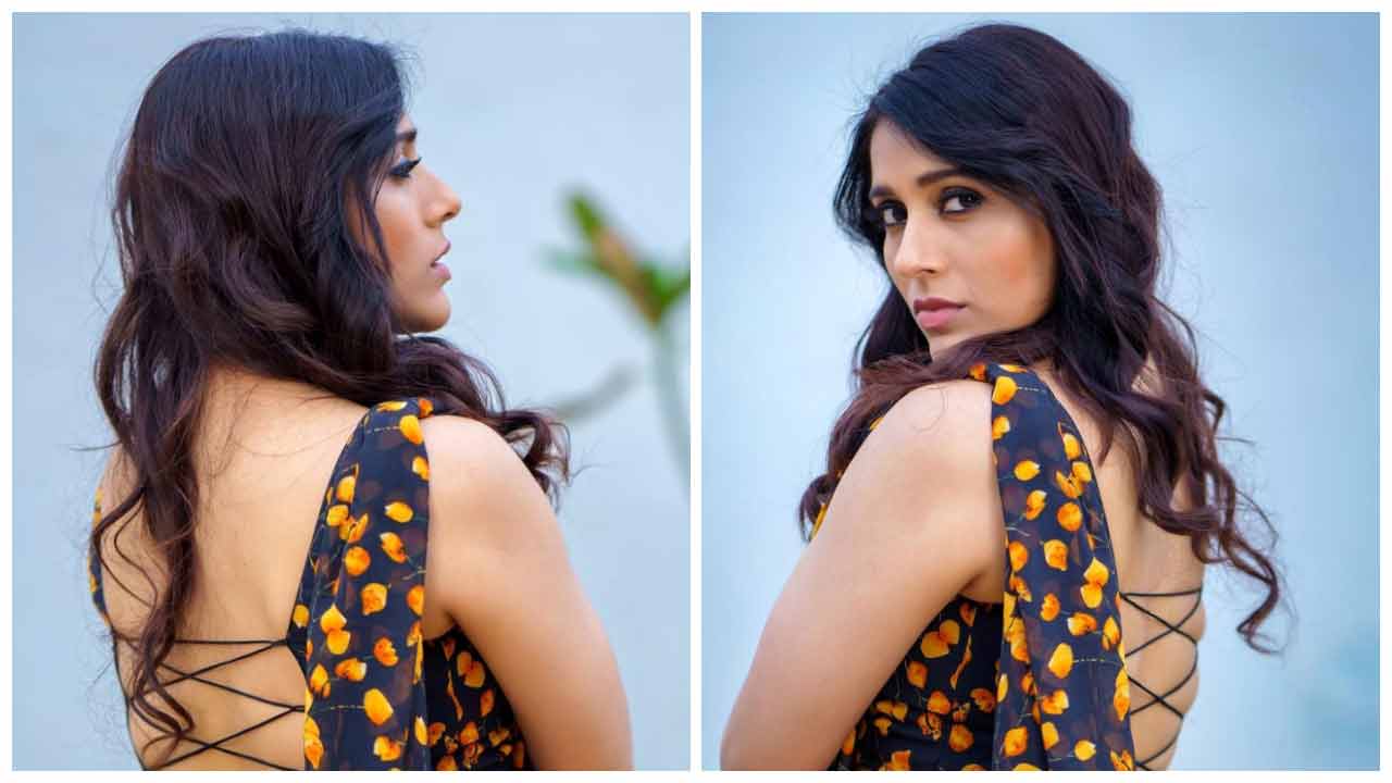Rashmi Gautam | బ్యాక్‌లెస్ అందాల‌తో గాలం వేస్తున్న‌ రష్మి గౌతమ్..