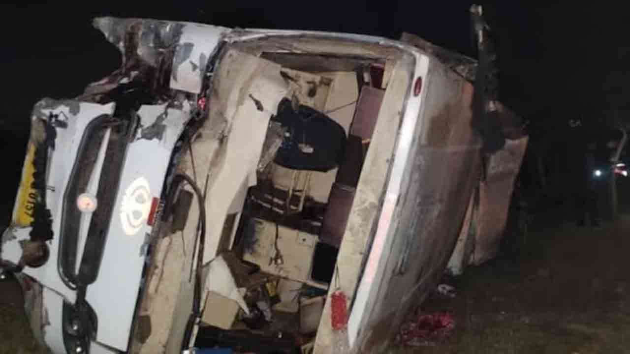 ఘోర రోడ్డు ప్రమాదం.. ఆరుగురు మృతి