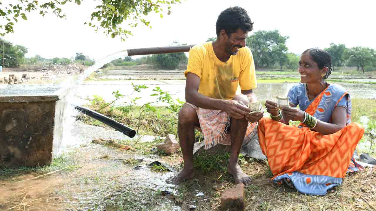 నాడు అప్పులు.. నేడు మిగులు