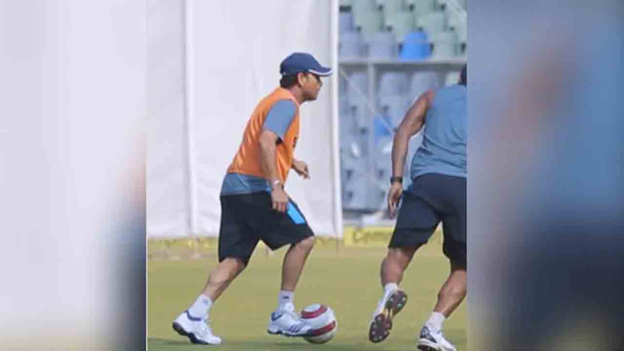 Sachin Tendulkar | సచిన్ ఫుట్బాల్ ఆడటం చూశారా..? వీడియో షేర్ చేసిన క్రికెట్ దిగ్గజం..!