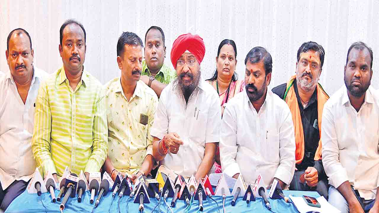 బీఎల్‌ సంతోష్‌ జైలుకు వెళ్లక తప్పదు