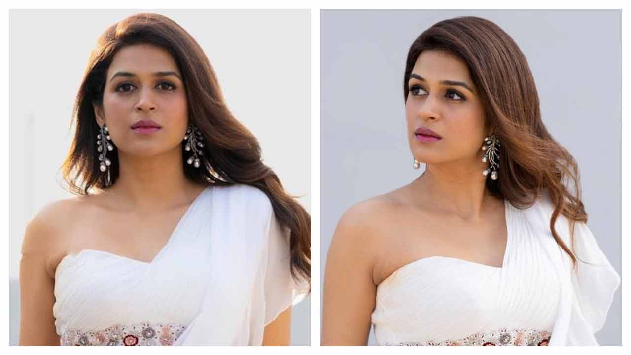 Shraddha Das | న‌డుమందాల‌తో మతులు పోగొడుతున్న శ్రద్ధా దాస్..