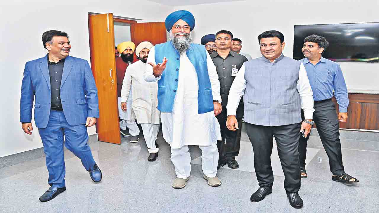తెలంగాణలో ఆశ్చర్యకర అభివృద్ధి: పంజాబ్‌ స్పీకర్‌ కుల్తార్‌ సింగ్‌