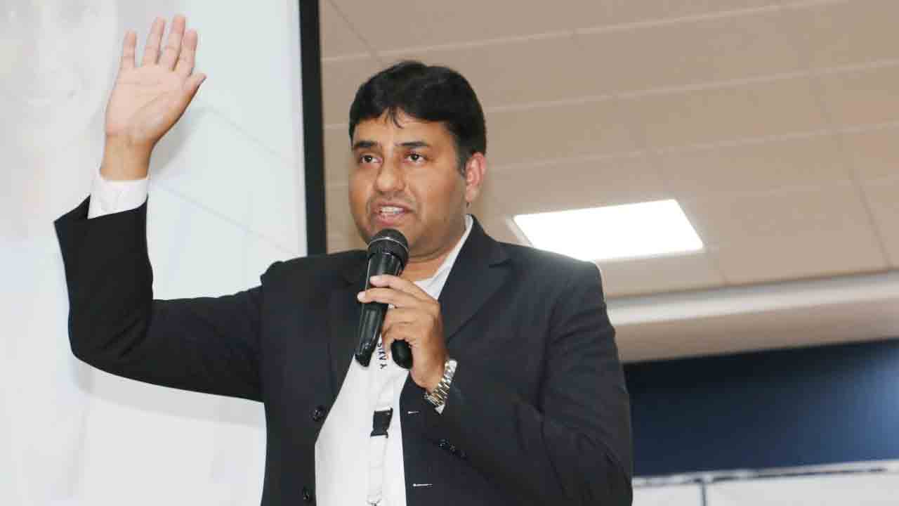 ప్రణాళికతో విదేశీ విద్య సులువు