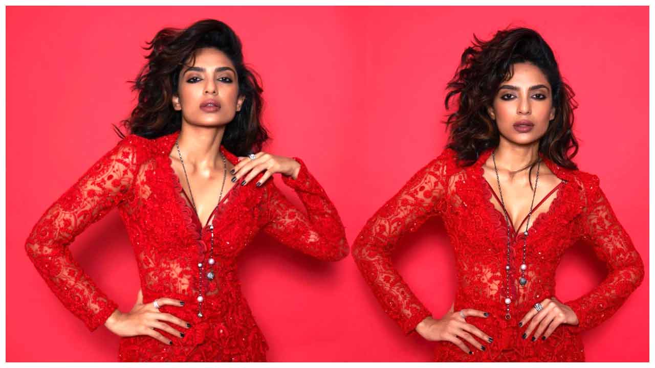 Sobhita Dhulipala | ట్రెండీ అందాల‌తో ఉక్కిరిబిక్కిరి చేస్తున్న శోభితా ధూళిపాళ..