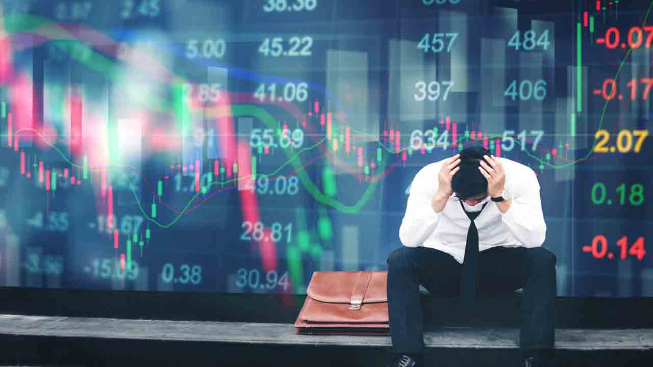 నష్టాల్లో ముగిసిన స్టాక్‌ మార్కెట్లు