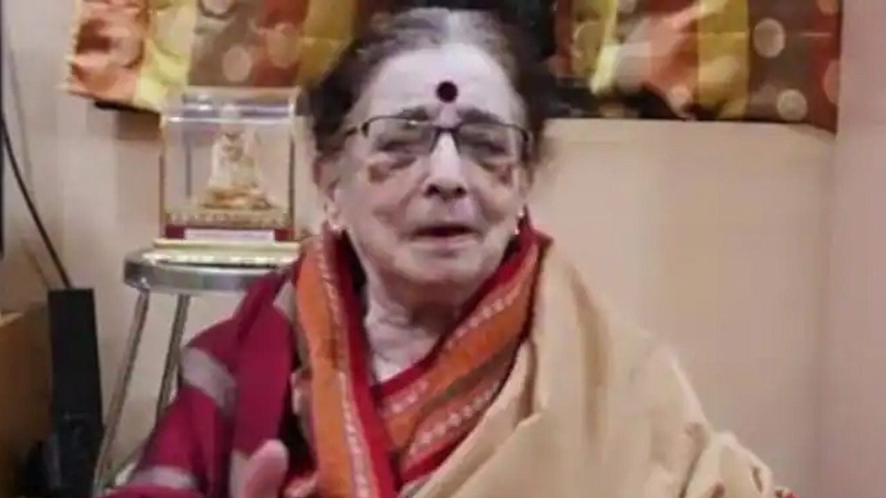 ప్రముఖ గాయని సులోచనా చవాన్‌ కన్నుమూత