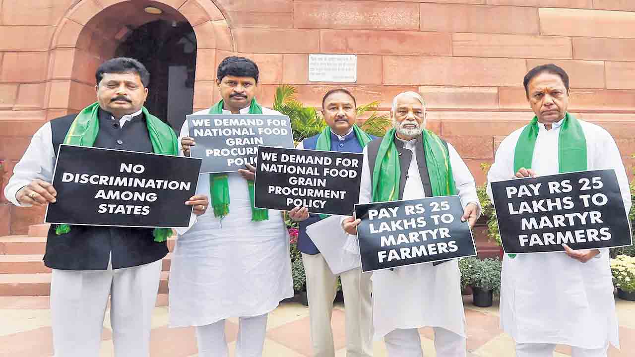 పార్లమెంటులో ప్రశ్నలు.. పచ్చి నిజాలు