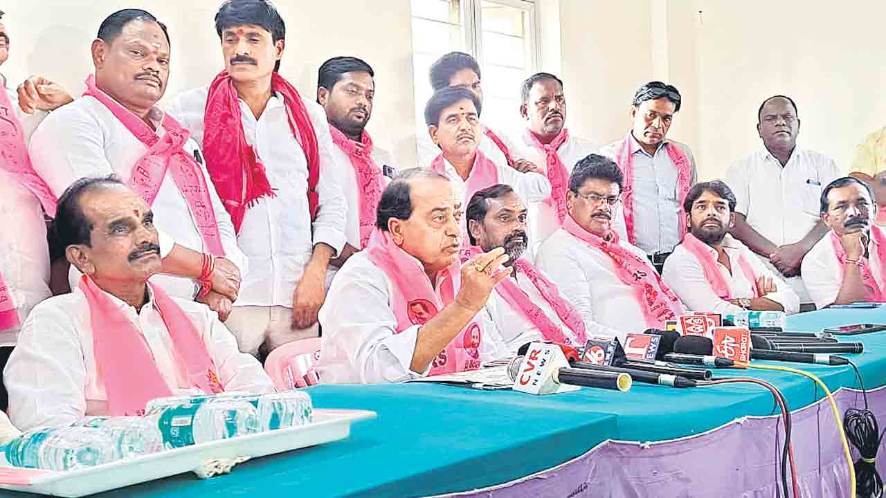 బండీ.. తొండి మాటలు ఆపు..