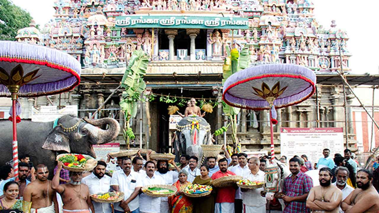 TTD News | శ్రీరంగం శ్రీరంగనాథస్వామివారికి పట్టు వస్త్రాల సమర్పించిన టీటీడీ