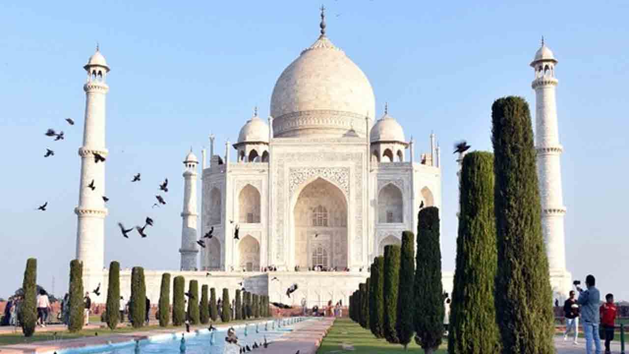 Taj Mahal | వివాదాస్పదం.. తాజ్‌మహాల్‌లో గంగా జలం పోశారు