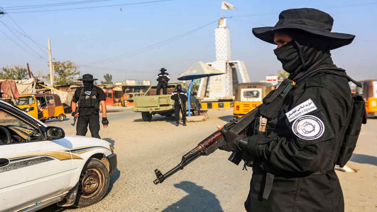 Taliban action | బహిరంగ మరణశిక్ష అమలుచేసిన తాలిబాన్‌.. మంత్రులు, సైనికాధికారులు హాజరు