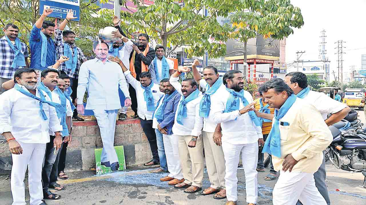 గౌడన్నల సంబురం