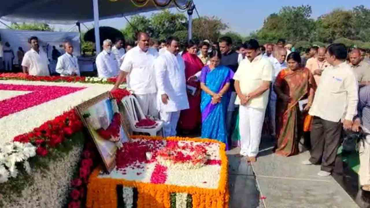 పీవీ నర్సింహారావుకు భారతరత్న ప్రకటించాలి.. పీవీ వర్ధంతి సందర్భంగా మంత్రి తలసాని డిమాండ్‌