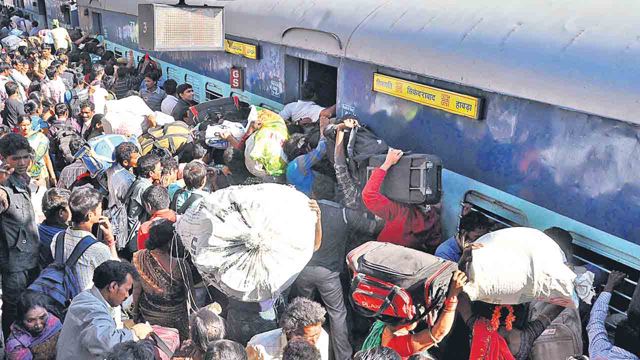 సంక్రాంతి ప్రయాణం భారం