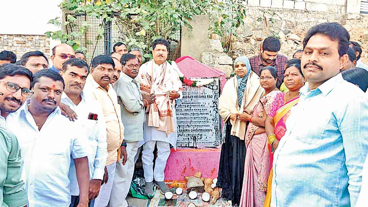 మౌలిక వసతుల కల్పనలో రాజీపడం