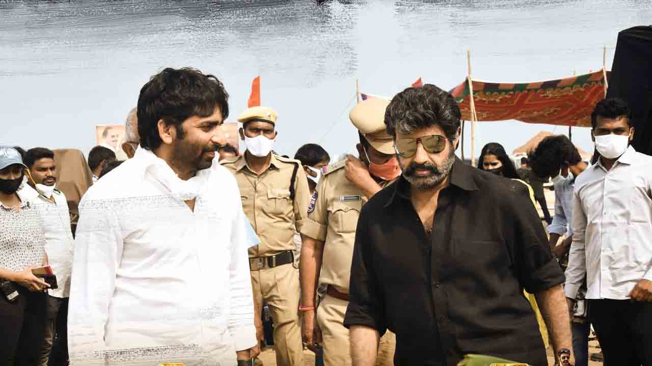 Veera Simha Reddy | గర్జించేందుకు బాలకృష్ణ రెడీ.. వీరసింహారెడ్డి మేకింగ్‌ స్టిల్స్