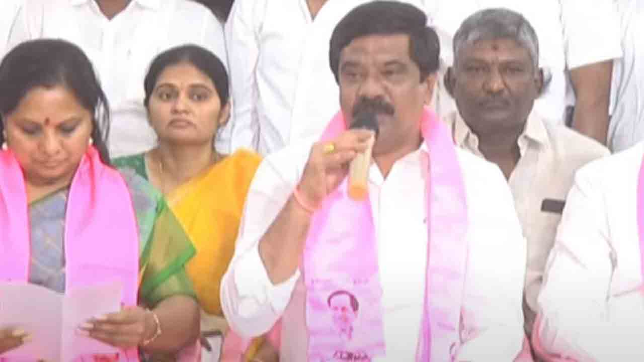 కల్లాలు నిర్మించకుండా అడ్డుపడుతున్న కేంద్రం: మంత్రి ప్రశాంత్‌ రెడ్డి