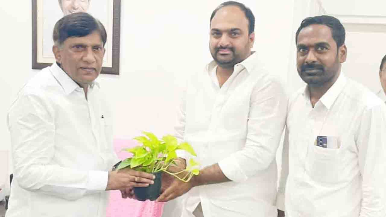 ఏపీలో బీఆర్‌ఎస్‌ను బలోపేతం చేయాలి