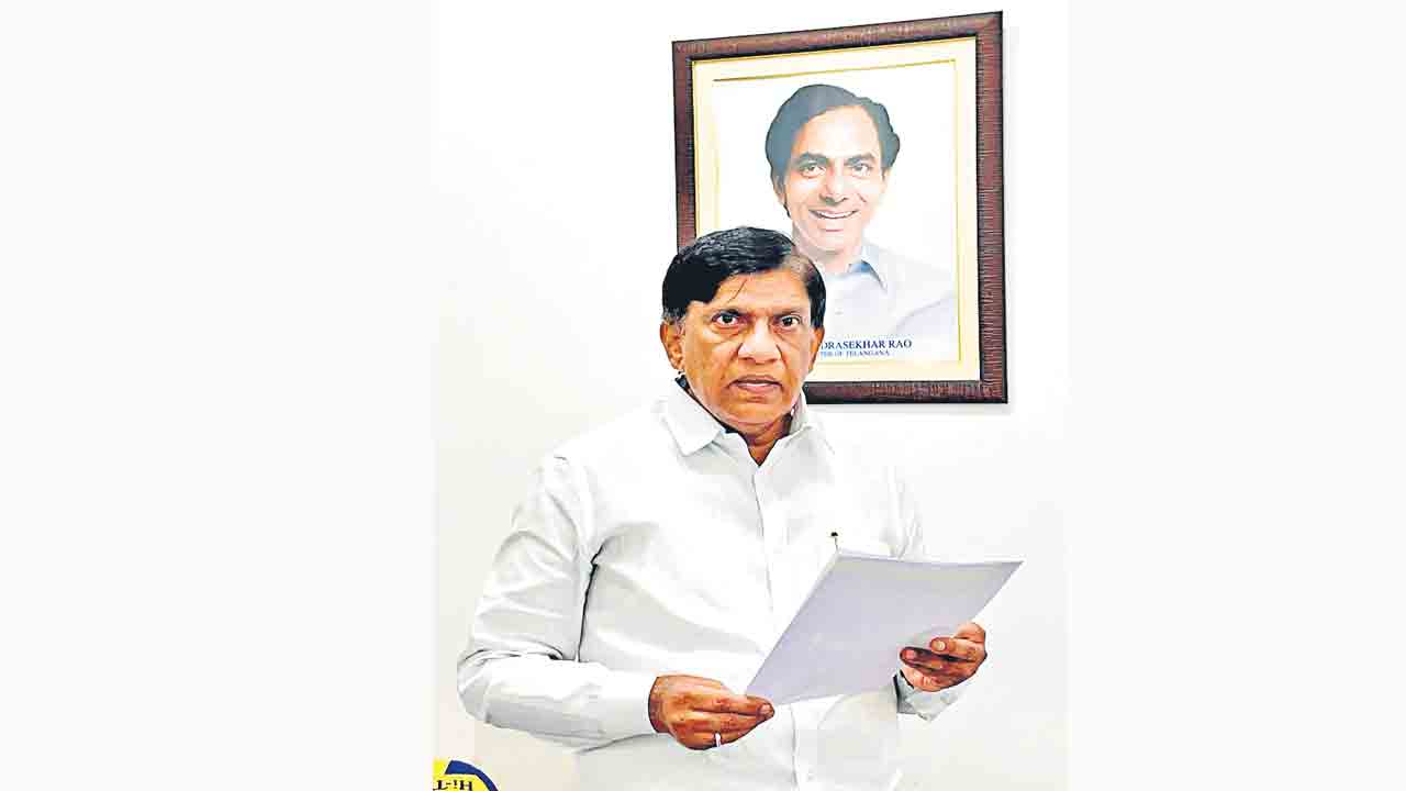 ఉద్యోగాల భర్తీపై మోదీకి చిత్తశుద్ధి లేదు