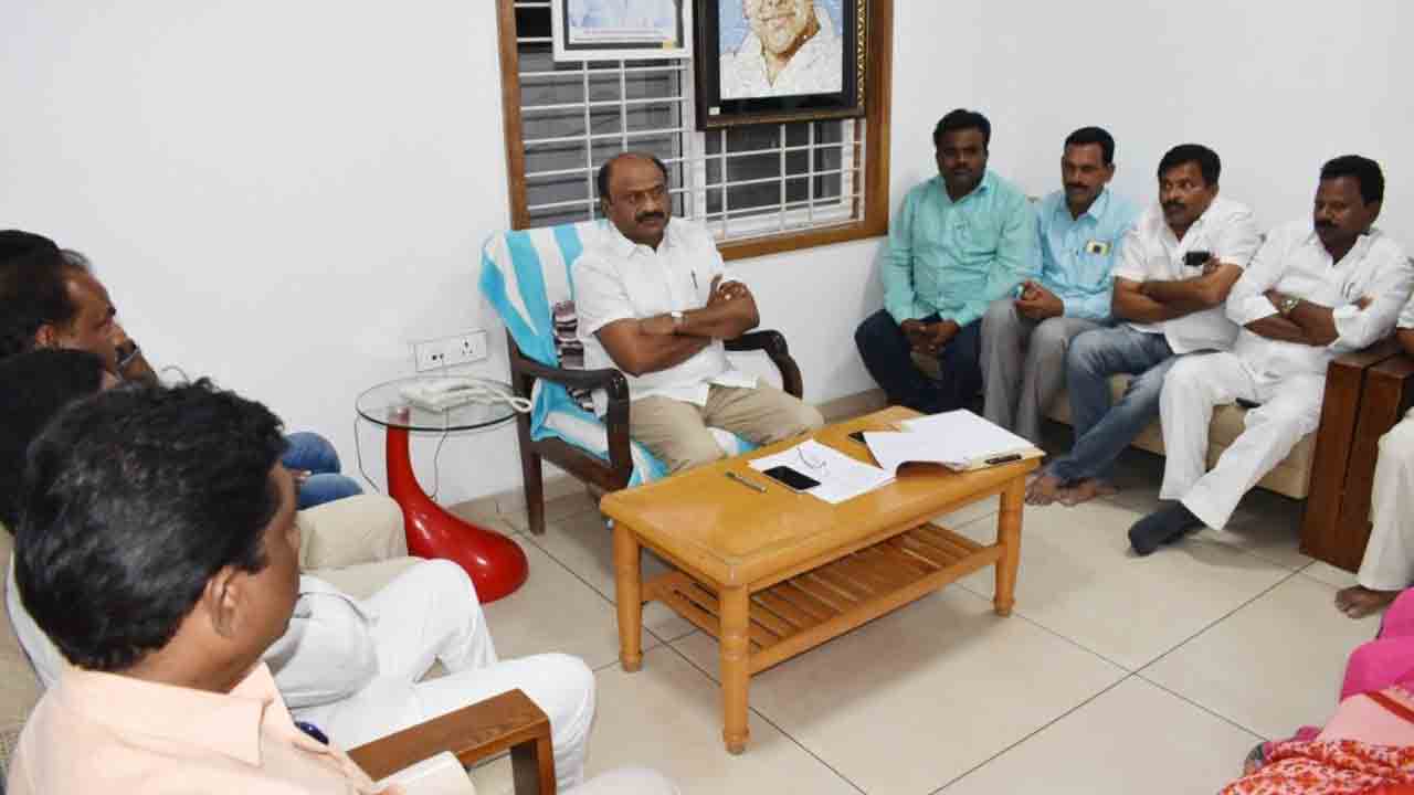 అభివృద్ధిపై దృష్టి సారించండి