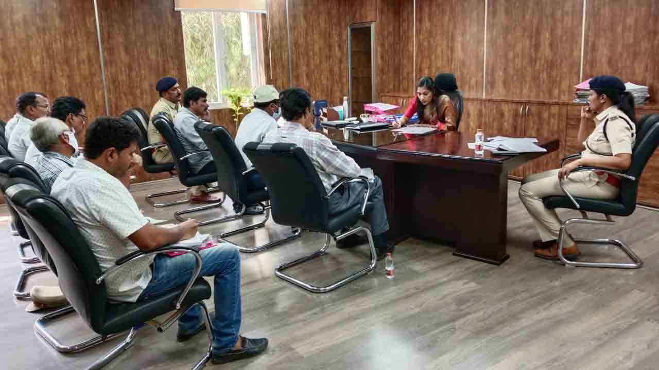 ట్రాఫిక్‌ నియంత్రణకు పటిష్ట చర్యలు చేపట్టాలి