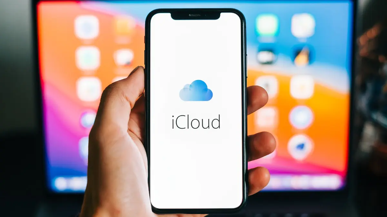 Apple | యాపిల్ కొత్త ఫీచర్..‘ఐ మెసేజ్ కాంటాక్ట్ కీ వెరిఫికేషన్స్’.. ఐ క్లౌడ్ సెక్యూరిటీ మరింత స్ట్రాంగ్