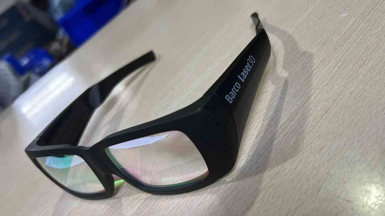 రేపే అవ‌తార్ 2 విడుద‌ల‌.. ఐమాక్స్‌లో బార్కోలేజ‌ర్ 3డీ గ్లాసెస్