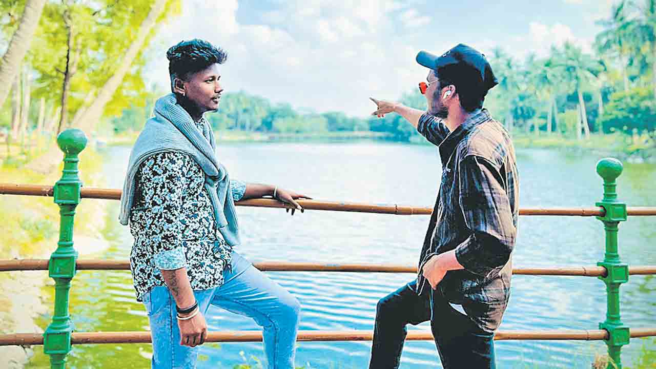 అందమైన క్రియేటర్స్‌.. వేలల్లో ఫాలోవర్స్‌