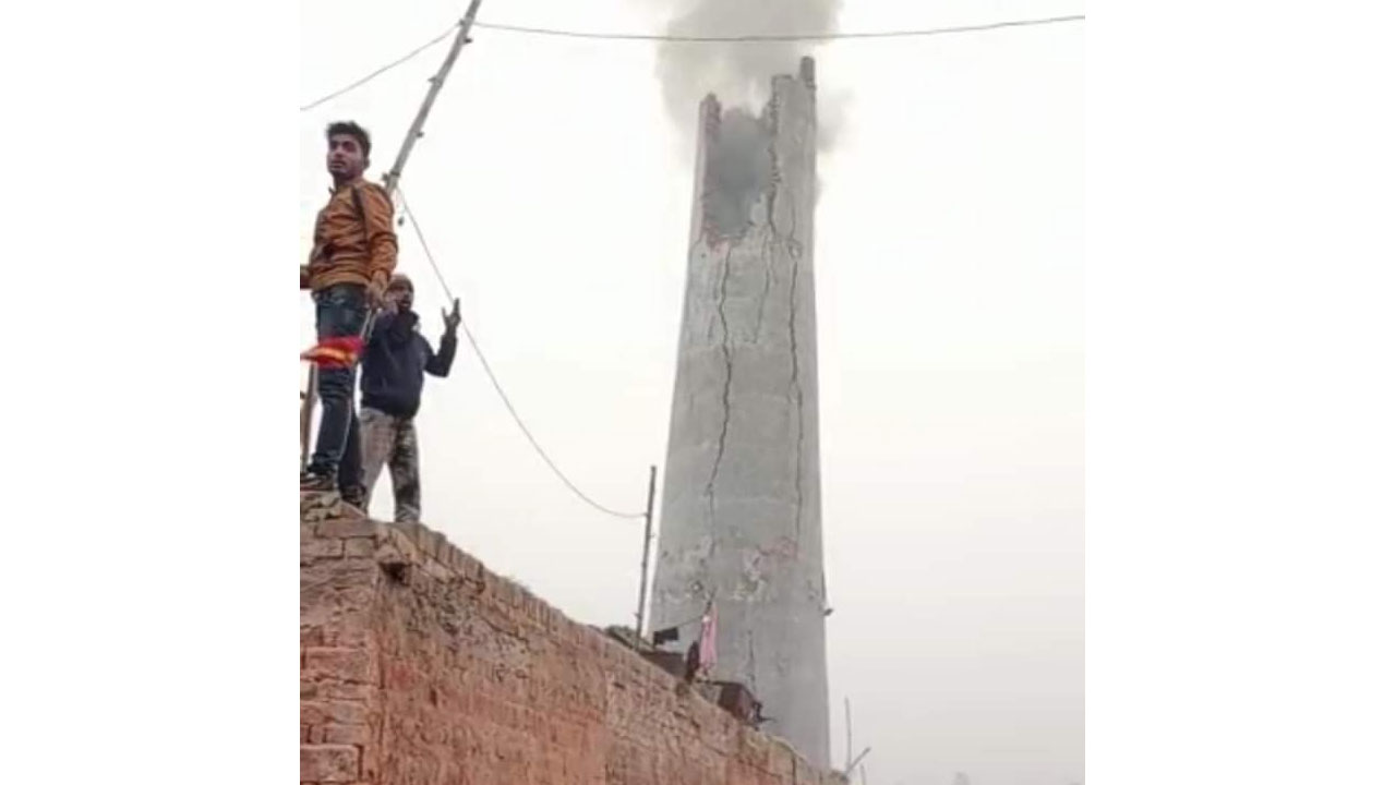 ఇటుక బ‌ట్టీలో పేలుడు, ఏడుగురు కార్మికులు మృతి