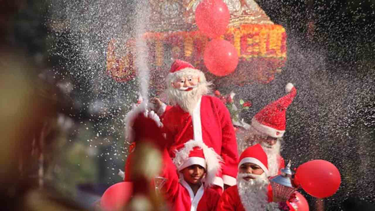 ప్రభుత్వ క్రిస్మస్‌ విందు నేడే