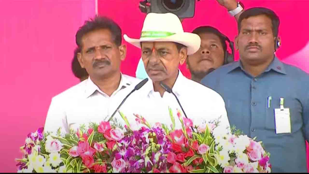 కొండ‌గ‌ట్టు అంజ‌న్న‌ ఆలయ అభివృద్ధికి రూ. 100 కోట్లు : సీఎం కేసీఆర్