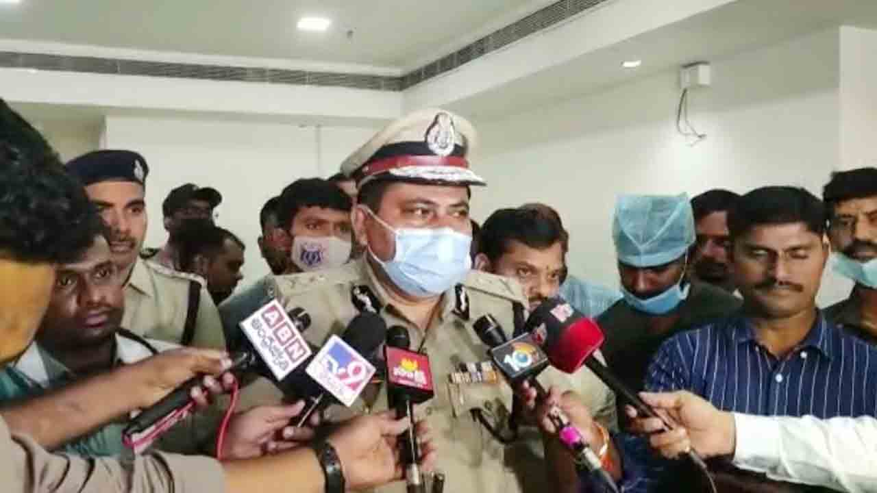 కాల్పుల ఘటనపై ముమ్మర దర్యాప్తు