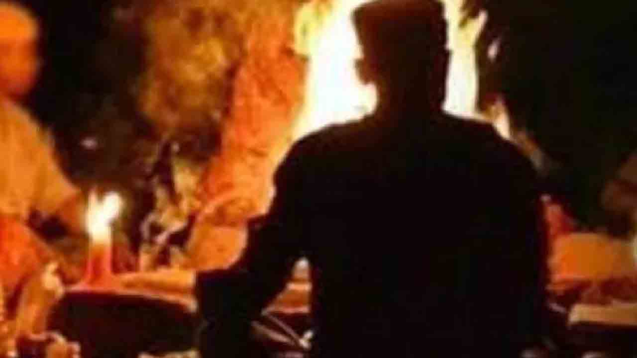 న‌న్ను చంపేయ్.. తిరిగి బతుకుతా అన్న వ్యక్తిని నిజంగానే చంపాడు..