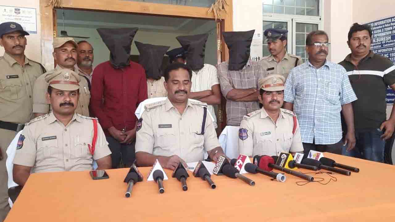 బైక్‌ దొంగల ముఠా అరెస్ట్‌