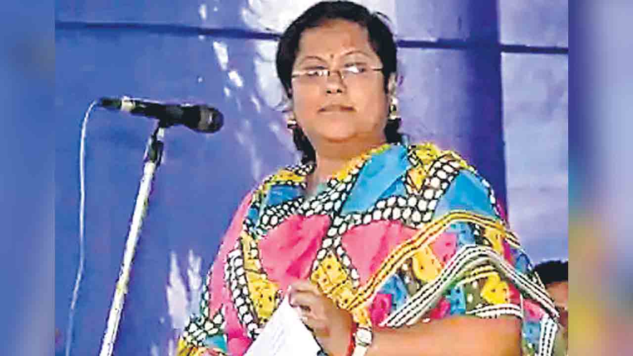 ఛత్తీస్‌గఢ్‌ సీఎం డిప్యూటీ సెక్రటరీ అరెస్ట్‌