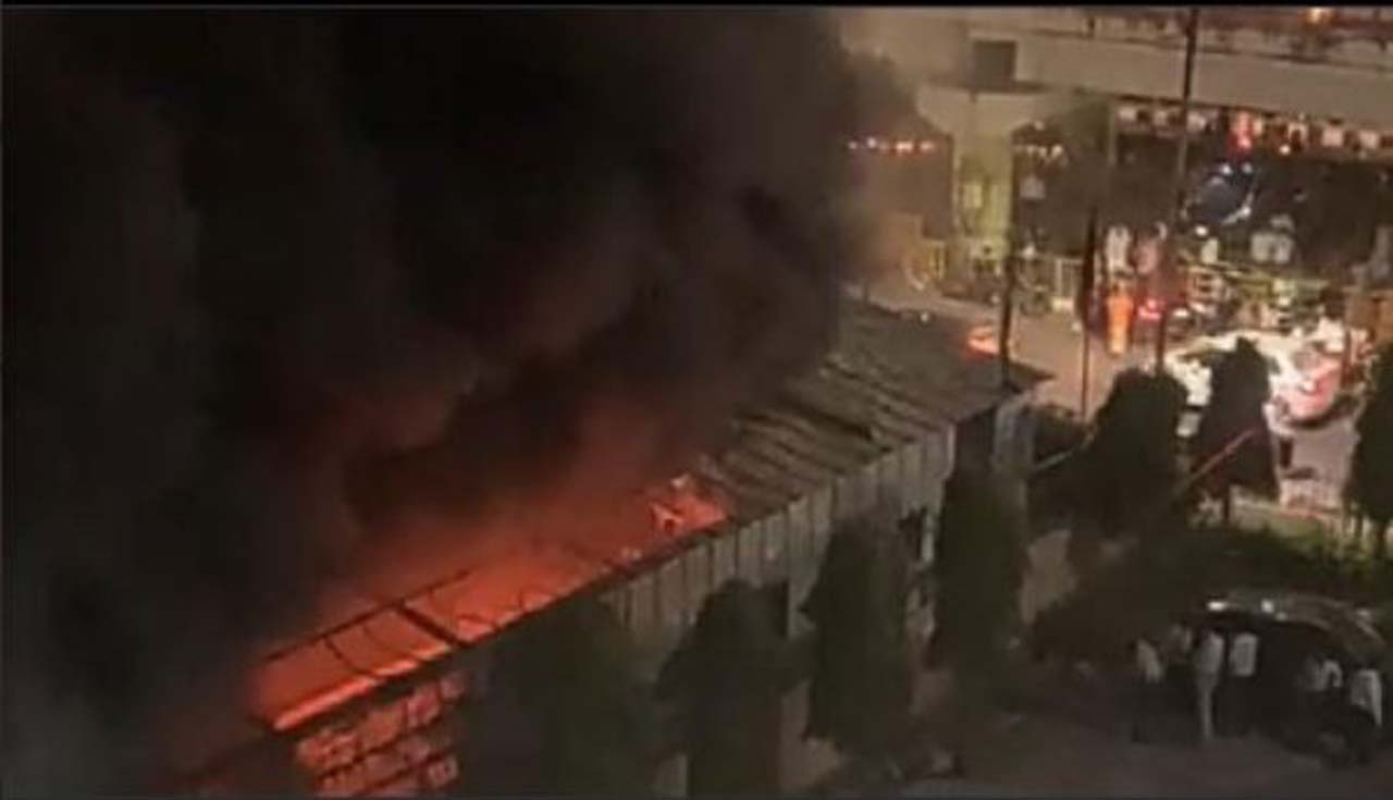 Lucknow | ల‌క్నోలో హోట‌ల్‌లో పేలిన సిలిండ‌ర్.. ఒక‌రి మృతి.. మరొక‌రికి తీవ్ర గాయాలు